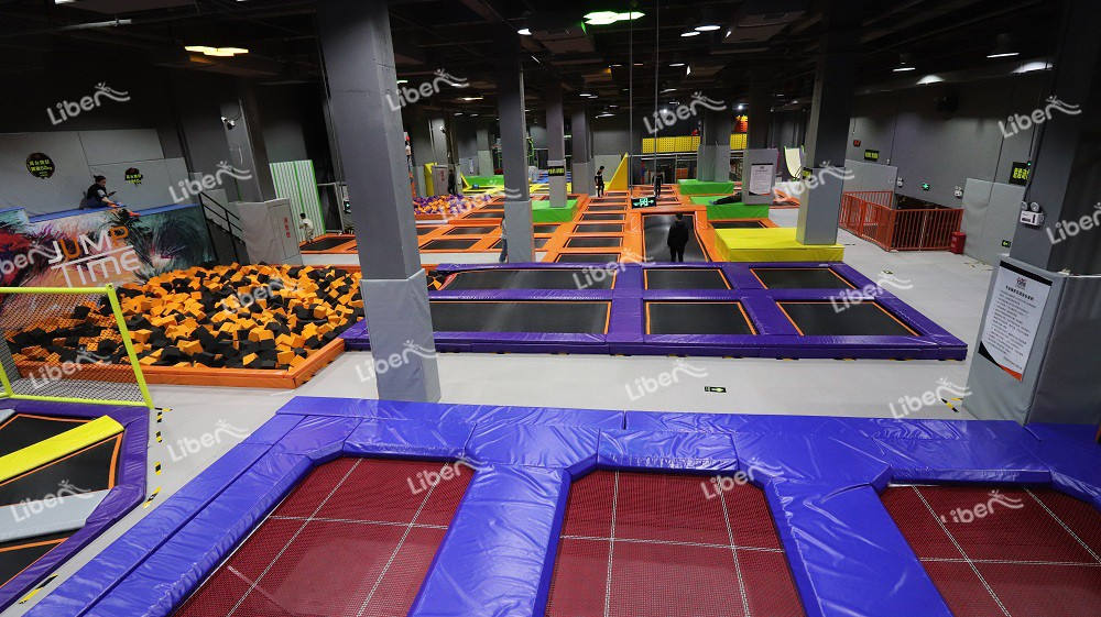 trampoline park-1