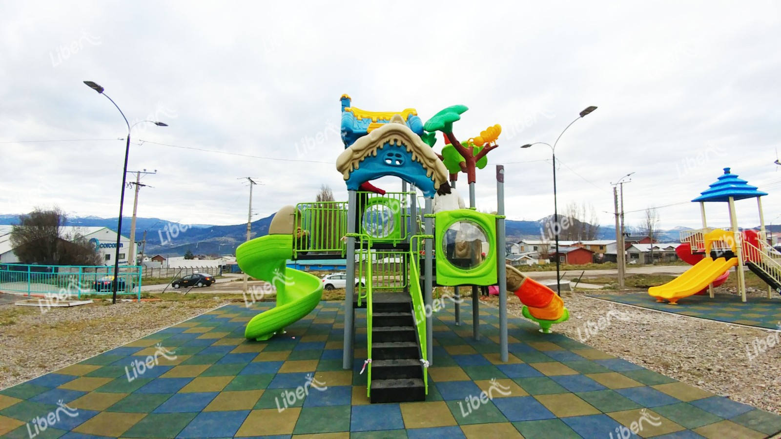 outdoor playground equipment.jpg