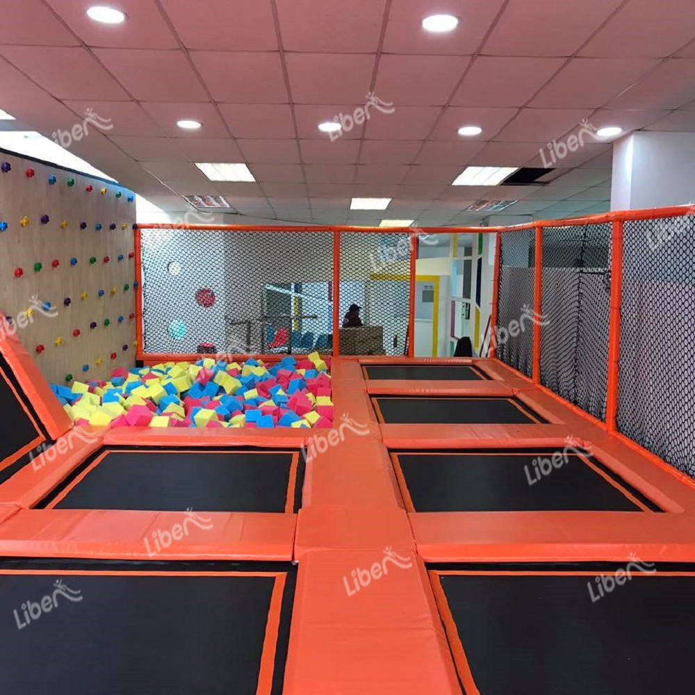 Indoor trampoline park -2