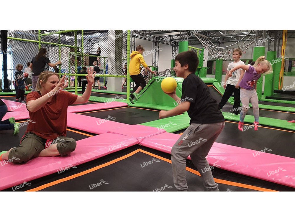 Trampoline Park-2