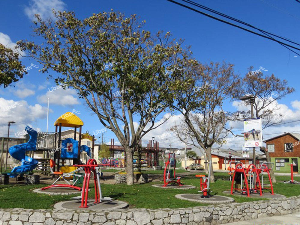 outdoor playground manufacturer-1