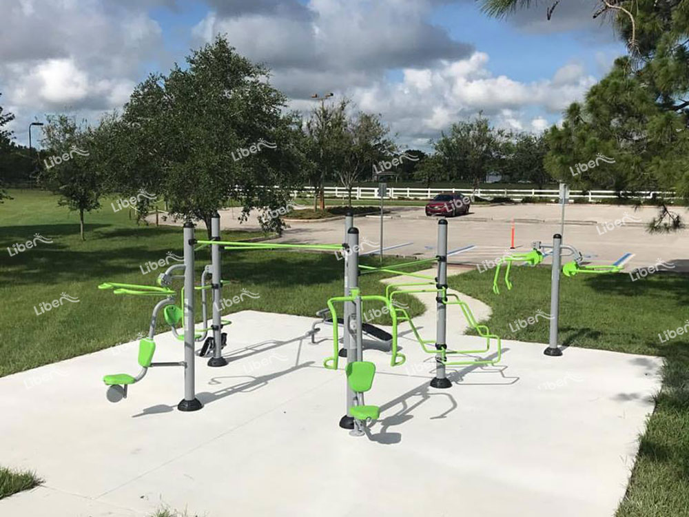 Outdoor fitness equipment-1