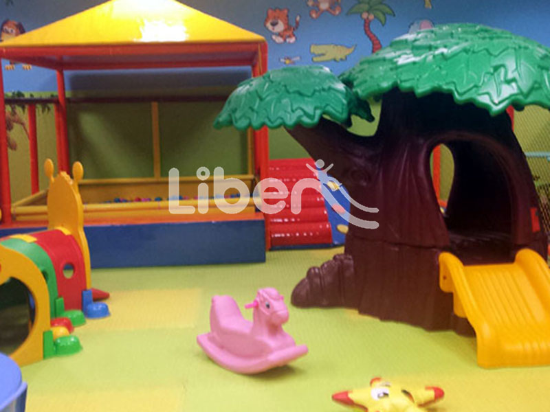 USA Toddler Play Area