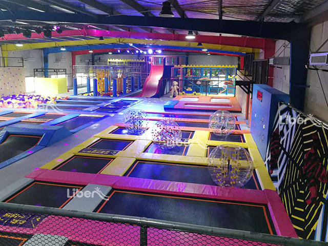 The Advantages Of Indoor Trampoline Park