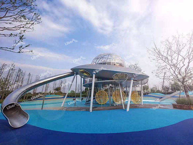 How To Invest In Large Outdoor Children Slides?