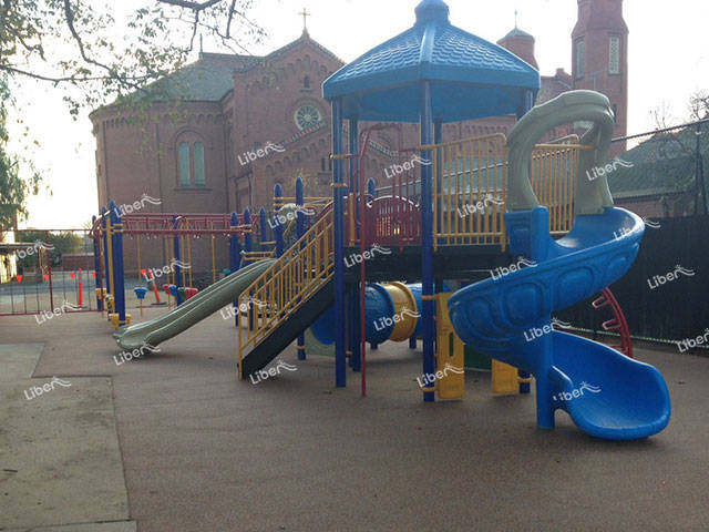 Do Outdoor Non-standard Playground Equipment Have More Advantages?