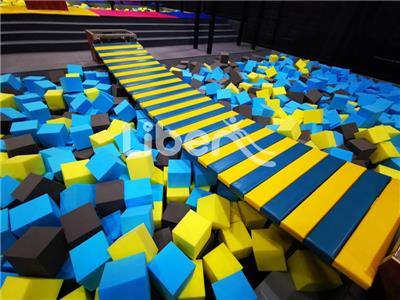 Liben New Game Swing Bridge for Trampoline Park Foam Pit